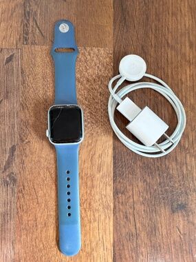 Apple Watch (one-owner/unlocked)